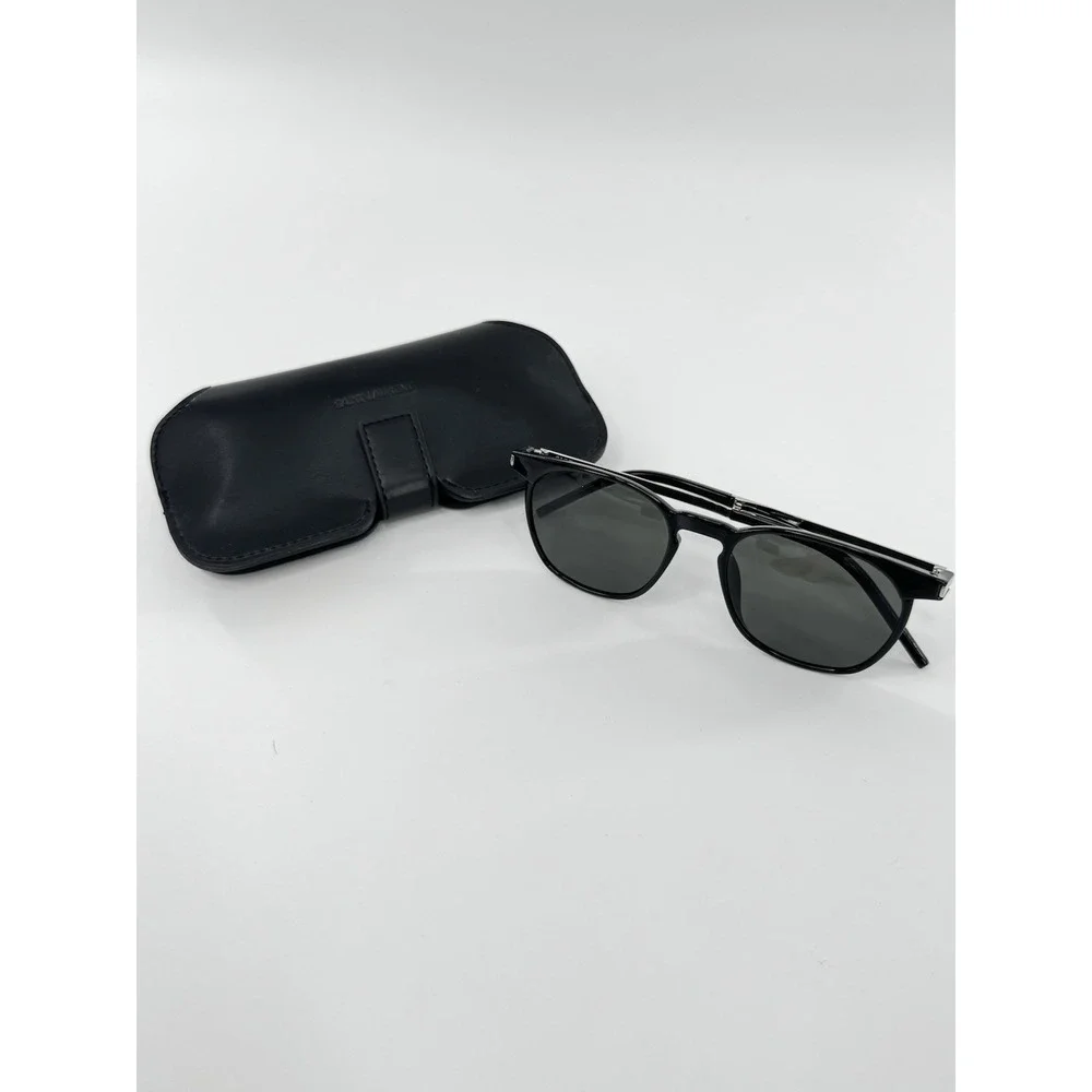 YSL Yves Saint Laurent  SL 240 - 001 BLACK Sunglasses Great Condition MSRP $400